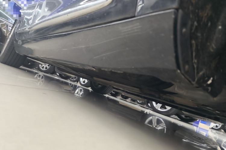 Used Cadillac XTS 2013 28T Comfort Model Chassis Front Right