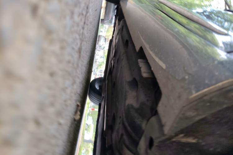 Used Cadillac XTS 2013 36S Platinum Edition Chassis Front Right