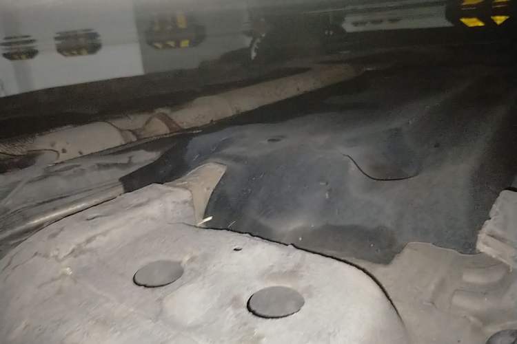 Used Cadillac XTS 2013 28T Luxury Model Chassis Front Right
