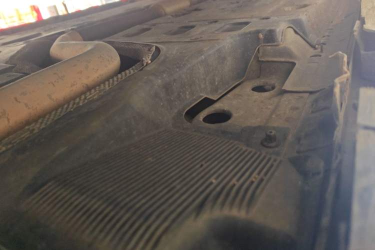 Used Cadillac XTS 2013 28T Comfort Model Chassis Rear Left