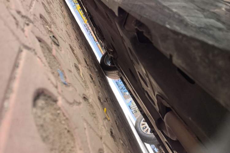 Used Cadillac XTS 2013 28T Luxury Model Chassis Rear Left