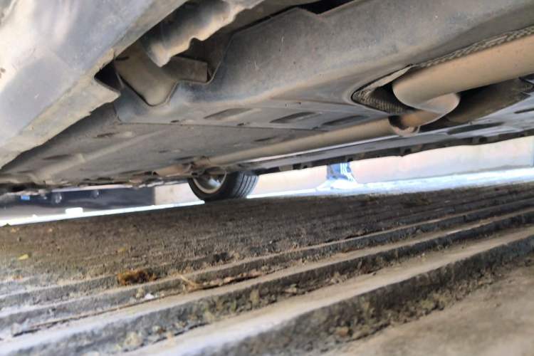 Used Cadillac XTS 2013 28T Comfort Model Chassis Rear Left