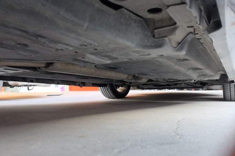 Used Cadillac XTS 2013 28T Leading Model Chassis Rear Right