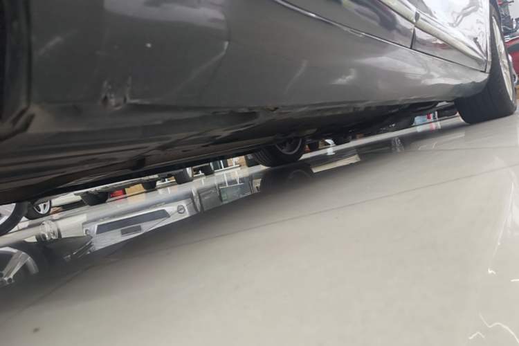 Used Cadillac XTS 2013 28T Comfort Model Chassis Rear Right