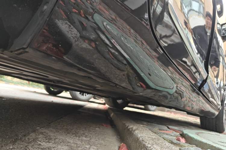 Used Cadillac XTS 2013 36S Platinum Edition Chassis Rear Right