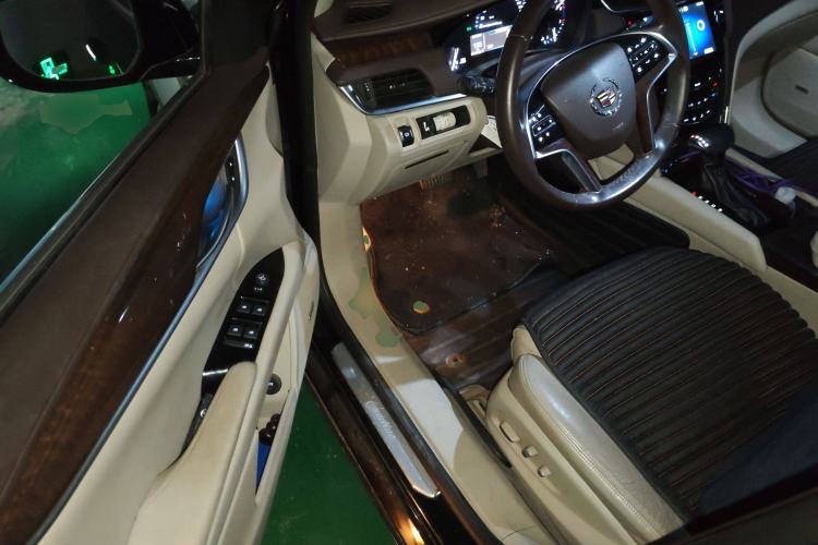 Used Cadillac XTS 2013 28T Elite Edition Driver Seat