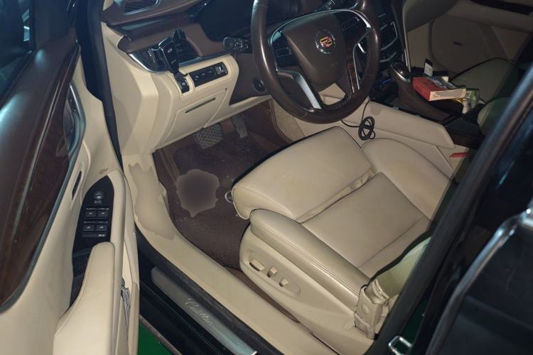 Used Cadillac XTS 2013 36S Platinum Edition Driver Seat