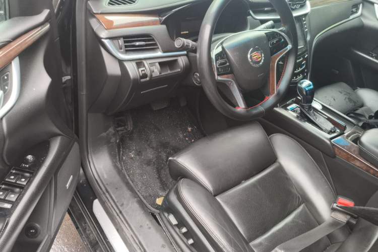 Used Cadillac XTS 2013 28T Luxury Model Driver Seat