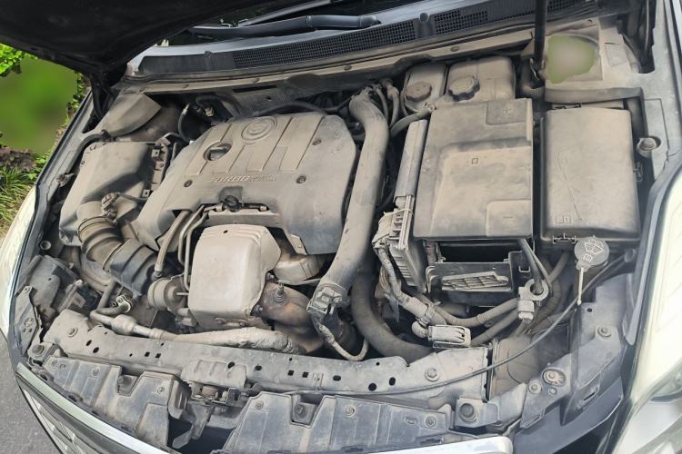 Used Cadillac XTS 2013 28T Elite Edition Engine Bay