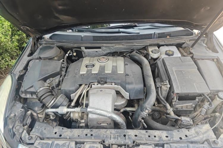Used Cadillac XTS 2013 28T Elite Edition Engine Bay