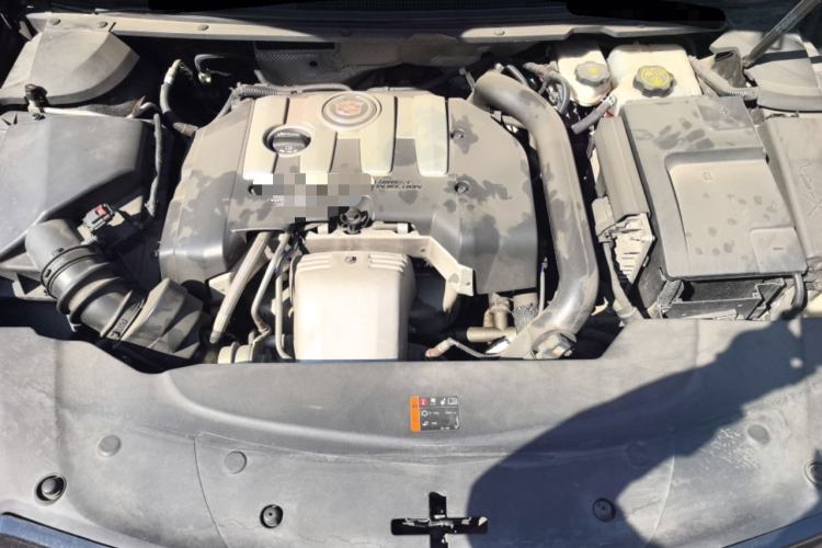 Used Cadillac XTS 2013 28T Luxury Model Engine Bay