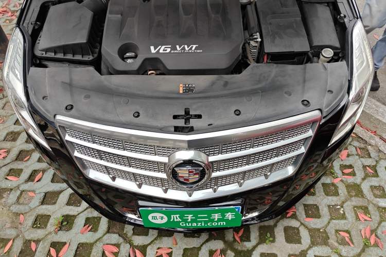 Used Cadillac XTS 2013 36S Platinum Edition Engine Bay