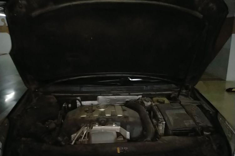 Used Cadillac XTS 2013 28T Luxury Model Engine Bay