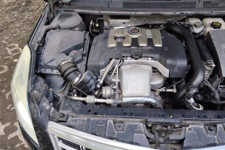 Used Cadillac XTS 2013 28T Tech Model Engine Bay Right