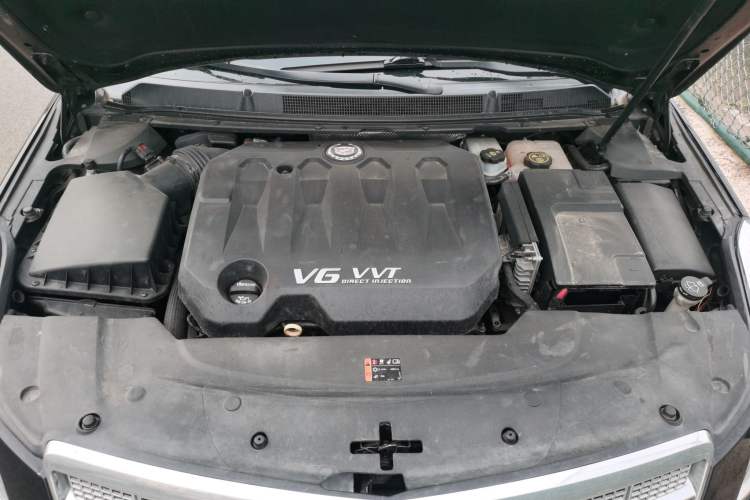Used Cadillac XTS 2013 36S Platinum Edition Engine Bay