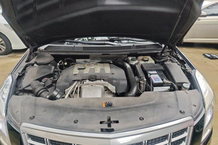 Used Cadillac XTS 2013 28T Elite Edition Engine Bay