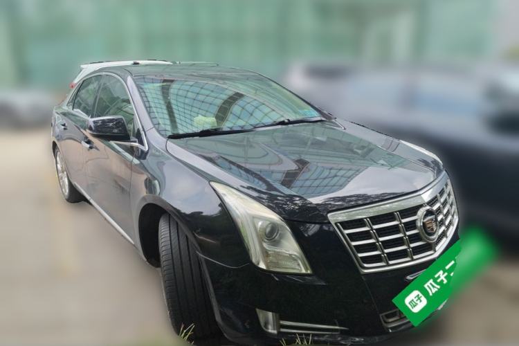 Used Cadillac XTS 2013 28T Elite Edition Front Right 45 Deg