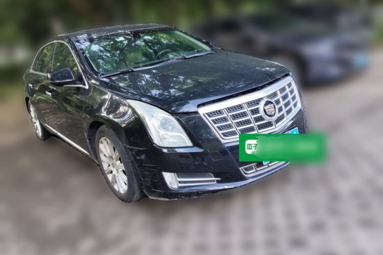 Used Cadillac XTS 2013 28T Tech Model Front Right 45 Deg