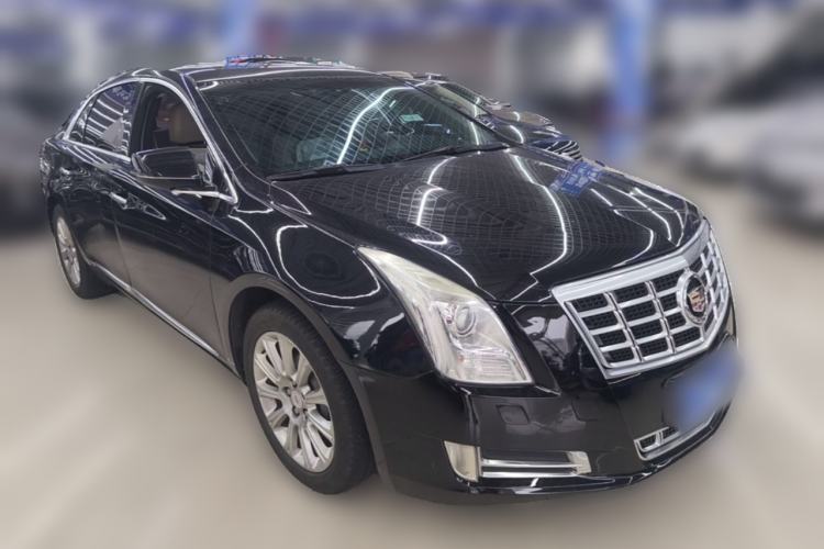 Used Cadillac XTS 2013 28T Comfort Model Front Right 45 Deg
