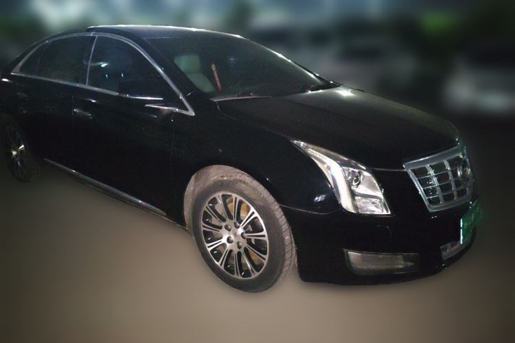 Used Cadillac XTS 2013 28T Comfort Model Front Right 45 Deg