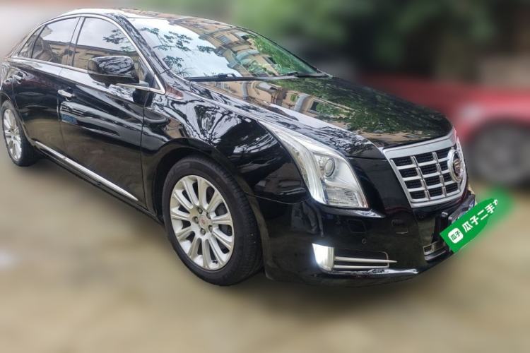 Used Cadillac XTS 2013 28T Elite Edition Front Right 45 Deg