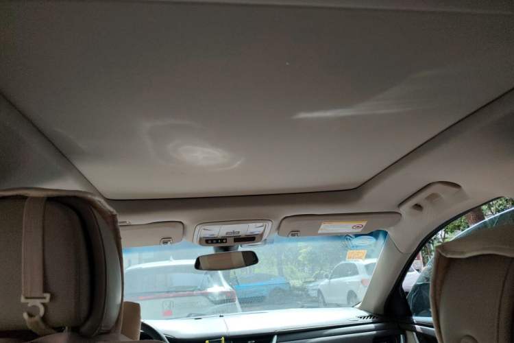 Used Cadillac XTS 2013 28T Comfort Model Headliner