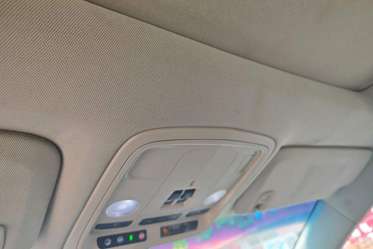 Used Cadillac XTS 2013 28T Comfort Model Headliner