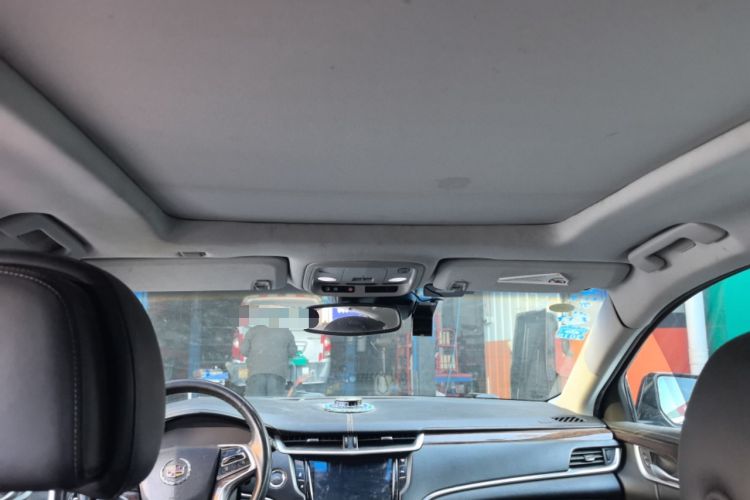 Used Cadillac XTS 2013 28T Leading Model Headliner