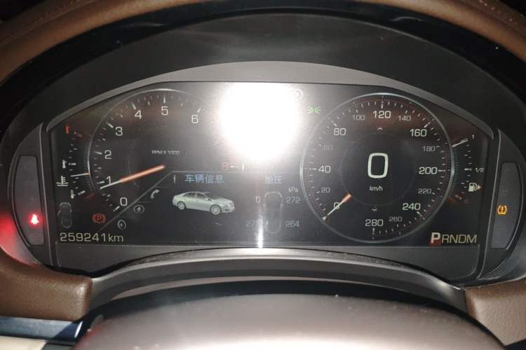 Used Cadillac XTS 2013 28T Leading Model Instrument Cluster