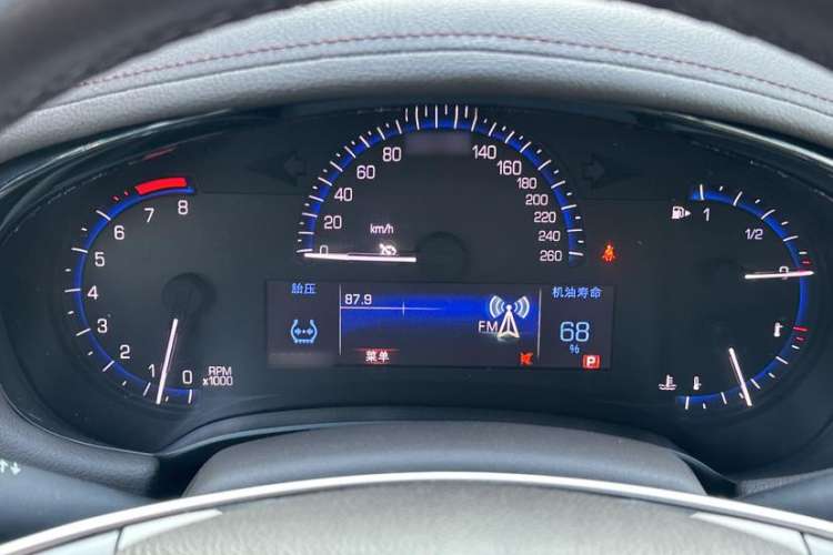 Used Cadillac XTS 2013 28T Comfort Model Instrument Cluster