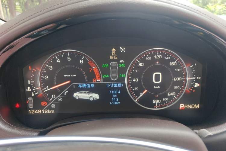 Used Cadillac XTS 2013 28T Leading Model Instrument Cluster