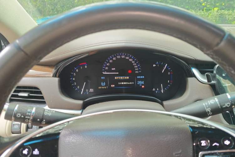 Used Cadillac XTS 2013 28T Elite Edition Instrument Cluster