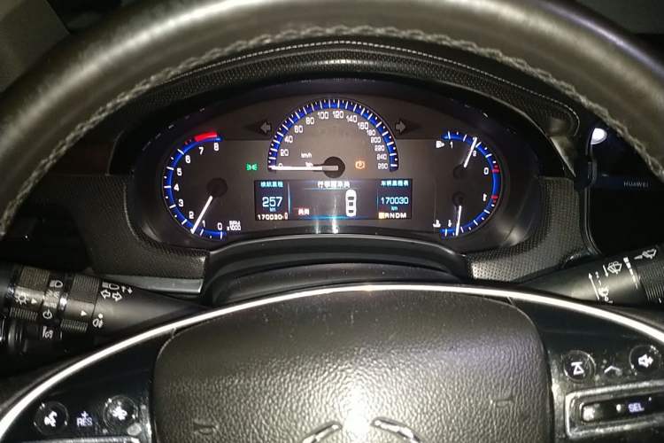 Used Cadillac XTS 2013 28T Luxury Model Instrument Cluster