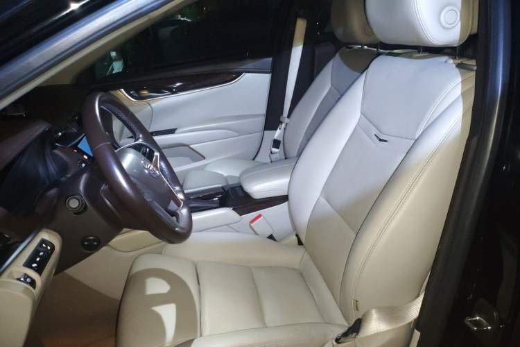Used Cadillac XTS 2013 28T Leading Model Left Front Seat
