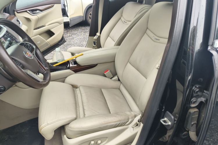 Used Cadillac XTS 2013 28T Luxury Model Left Front Seat