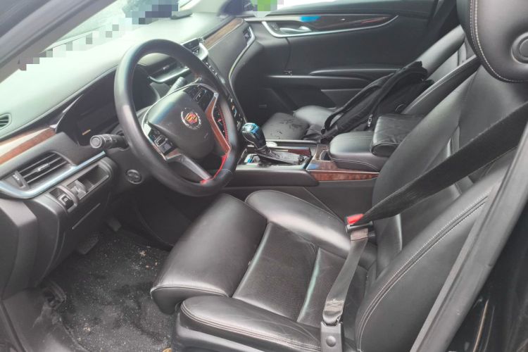 Used Cadillac XTS 2013 28T Luxury Model Left Front Seat