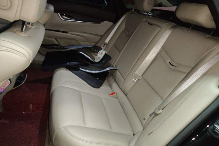 Used Cadillac XTS 2013 28T Comfort Model Left Rear Seat