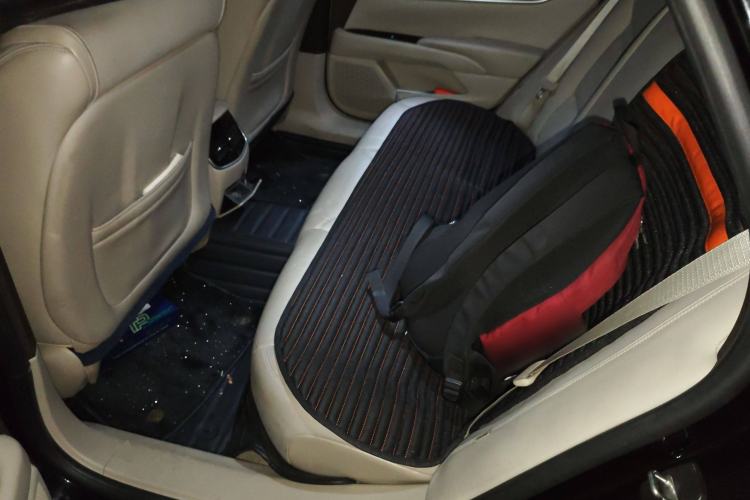 Used Cadillac XTS 2013 28T Elite Edition Left Rear Seat