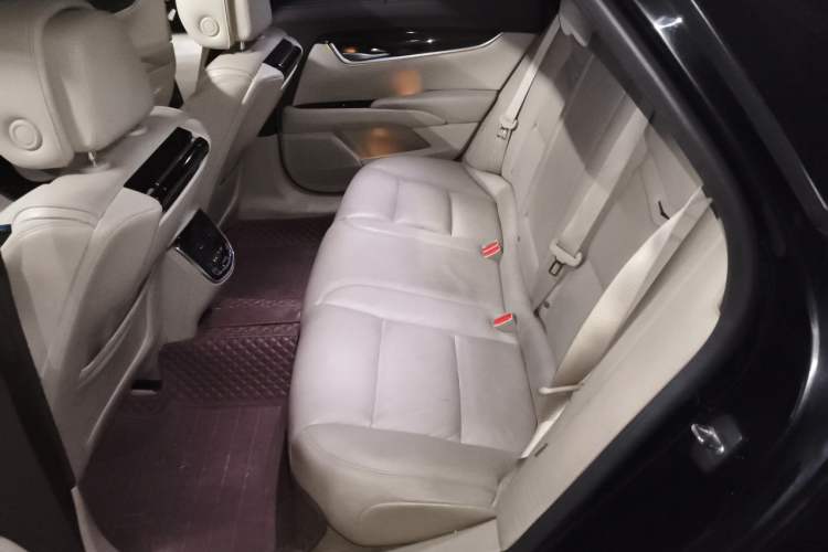 Used Cadillac XTS 2013 28T Luxury Model Left Rear Seat