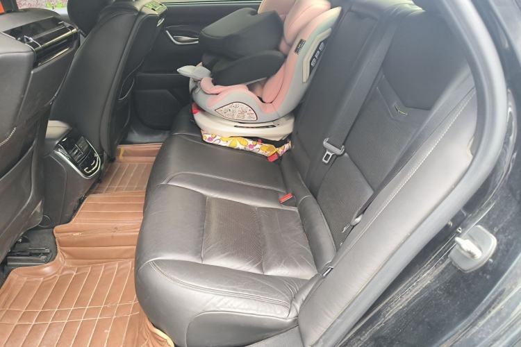 Used Cadillac XTS 2013 28T Elite Edition Left Rear Seat