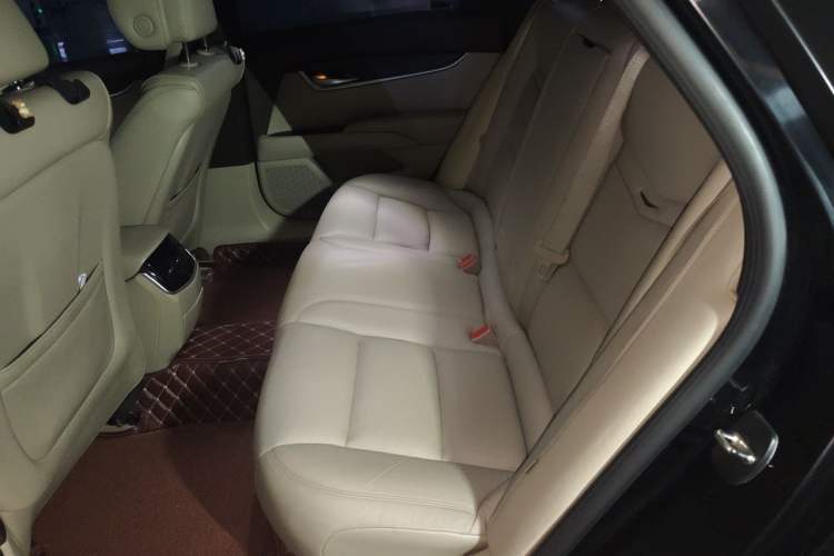 Used Cadillac XTS 2013 28T Comfort Model Left Rear Seat