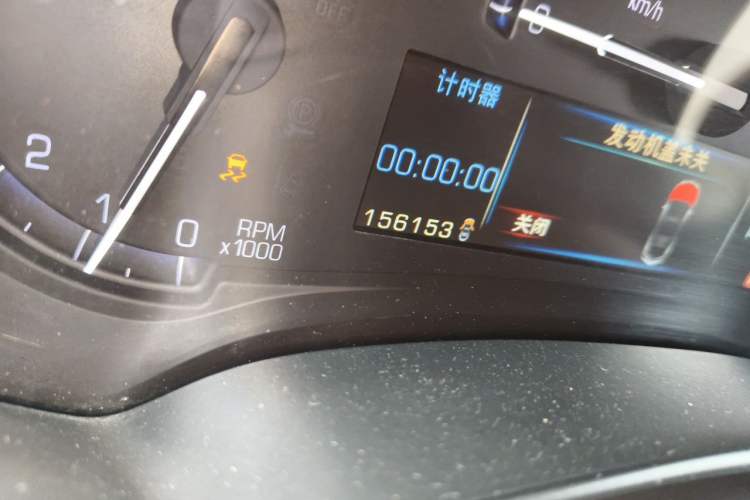 Used Cadillac XTS 2013 28T Luxury Model Odometer Close Up