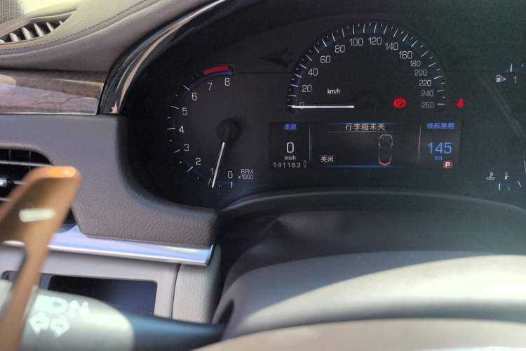 Used Cadillac XTS 2013 28T Luxury Model Odometer Close Up
