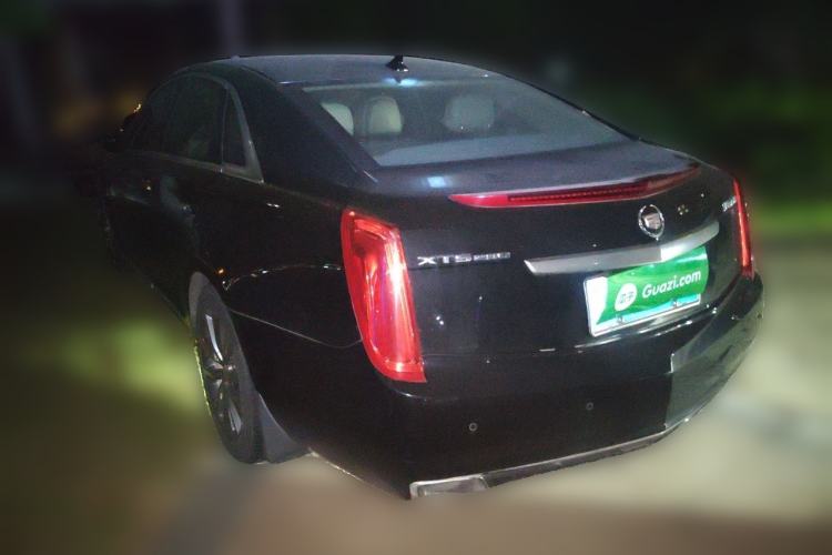 Used Cadillac XTS 2013 28T Leading Model Rear Left 45 Deg