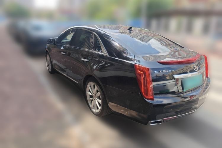Used Cadillac XTS 2013 28T Leading Model Rear Left 45 Deg