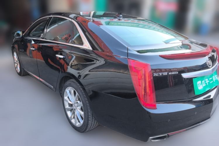 Used Cadillac XTS 2013 28T Leading Model Rear Left 45 Deg