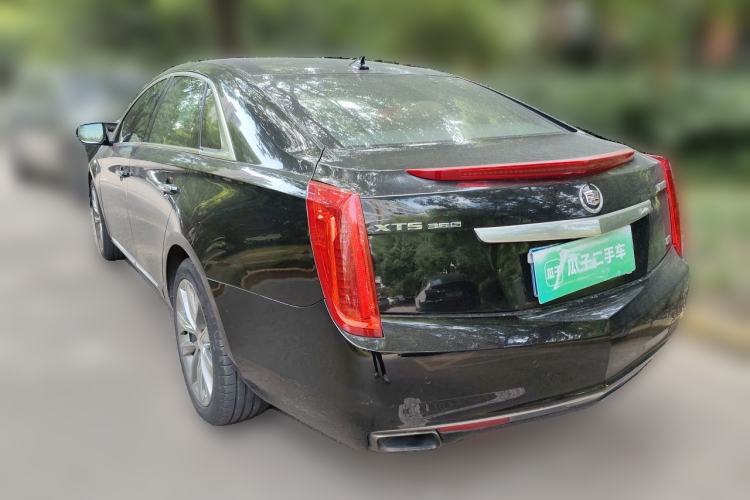 Used Cadillac XTS 2013 36S Platinum Edition Rear Left 45 Deg