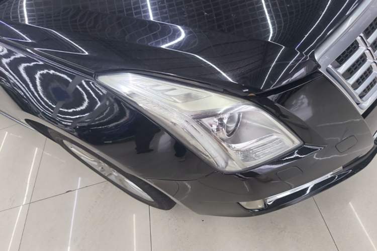 Used Cadillac XTS 2013 28T Comfort Model Right Front Headlight