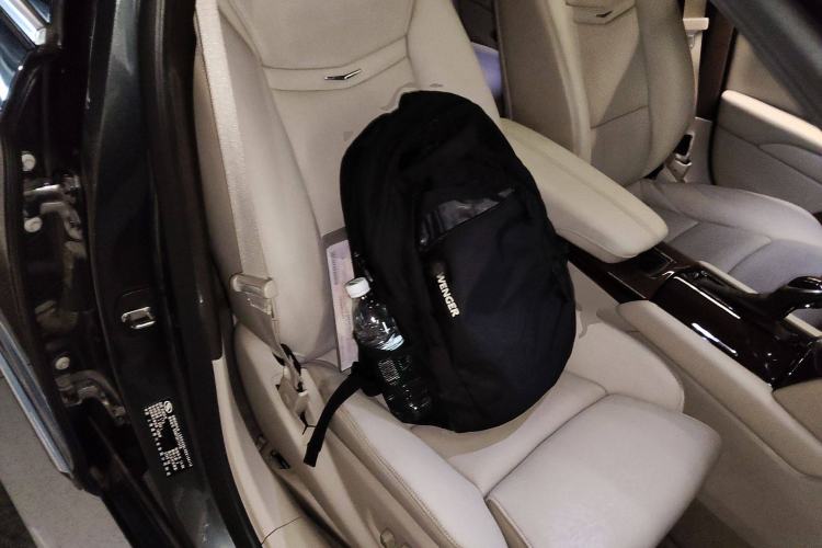 Used Cadillac XTS 2013 28T Luxury Model Right Front Seat