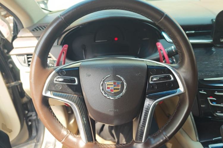 Used Cadillac XTS 2013 28T Comfort Model Steering Wheel